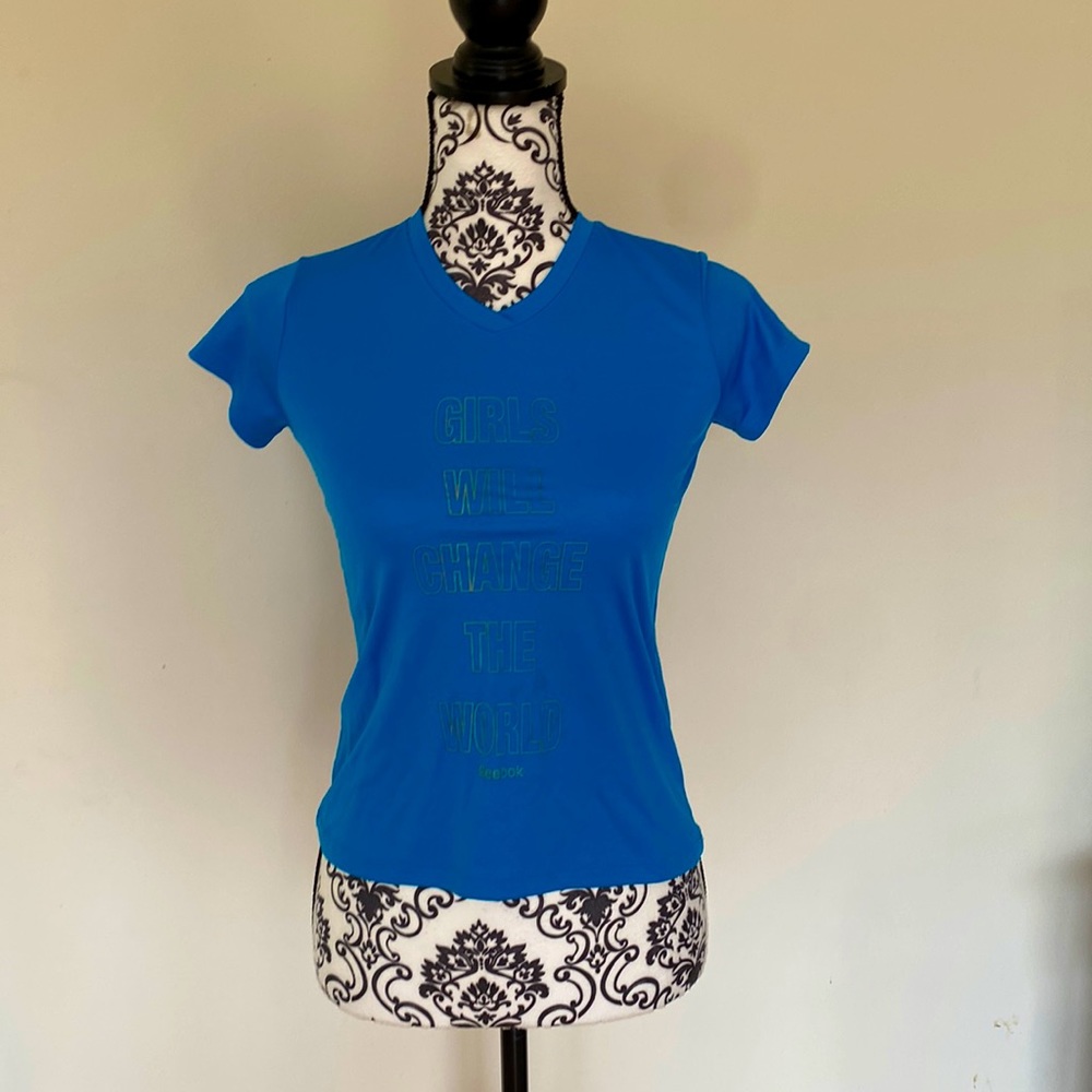 Girls’ Reebok t-shirt